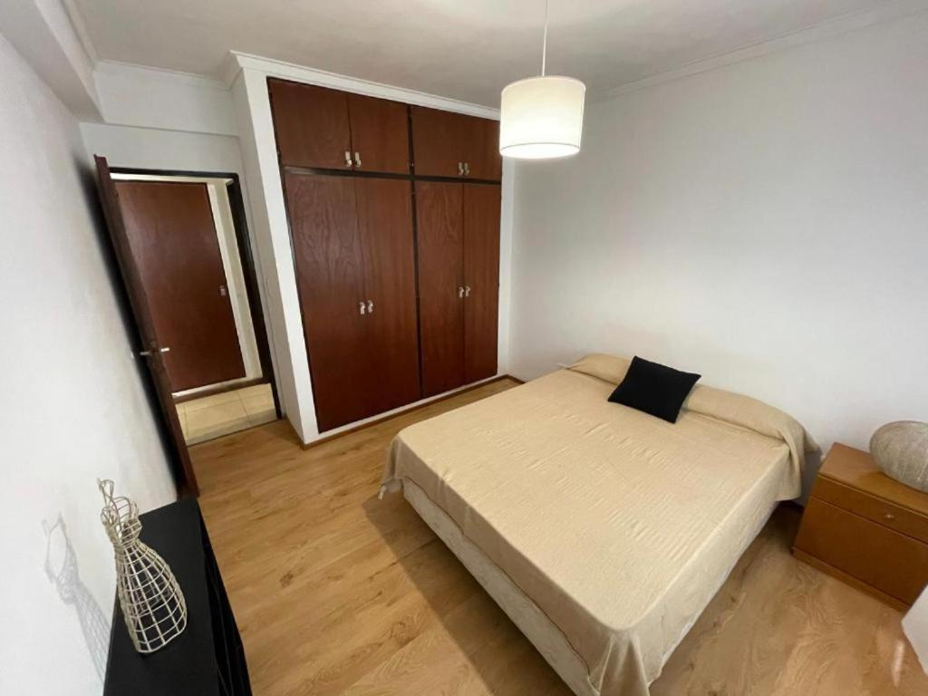 Apartamento Amplio Depto 2 Amb. Zona Centro Para 4 Personas Mar del Plata