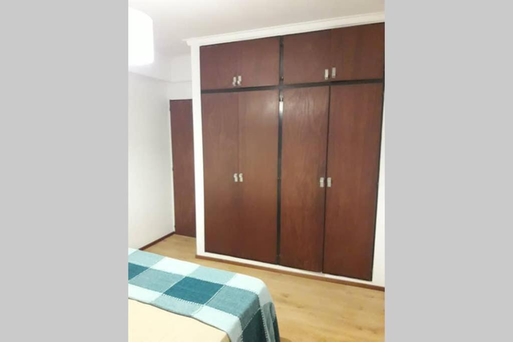 Amplio Depto 2 Amb. Zona Centro Para 4 Personas Apartamento